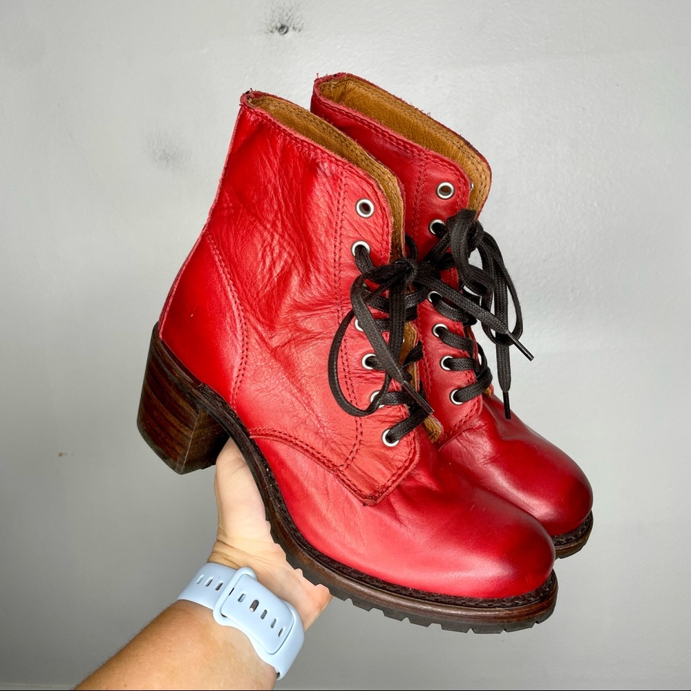 Frye Sabrina Red Leather Heeled Boot Womens 7